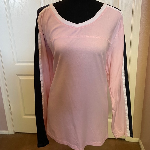 SB Active Tops - SB Active pink long sleeve v neck shirt